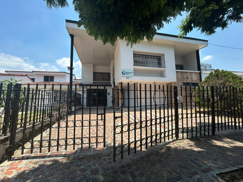 Casa Ciudad Jardín Cali - fachada