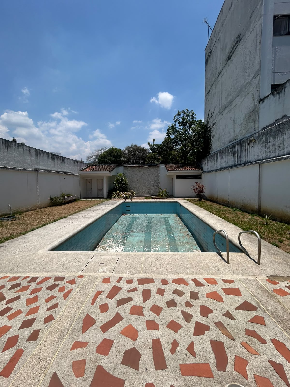 Casa Ciudad Jardín Cali - piscina