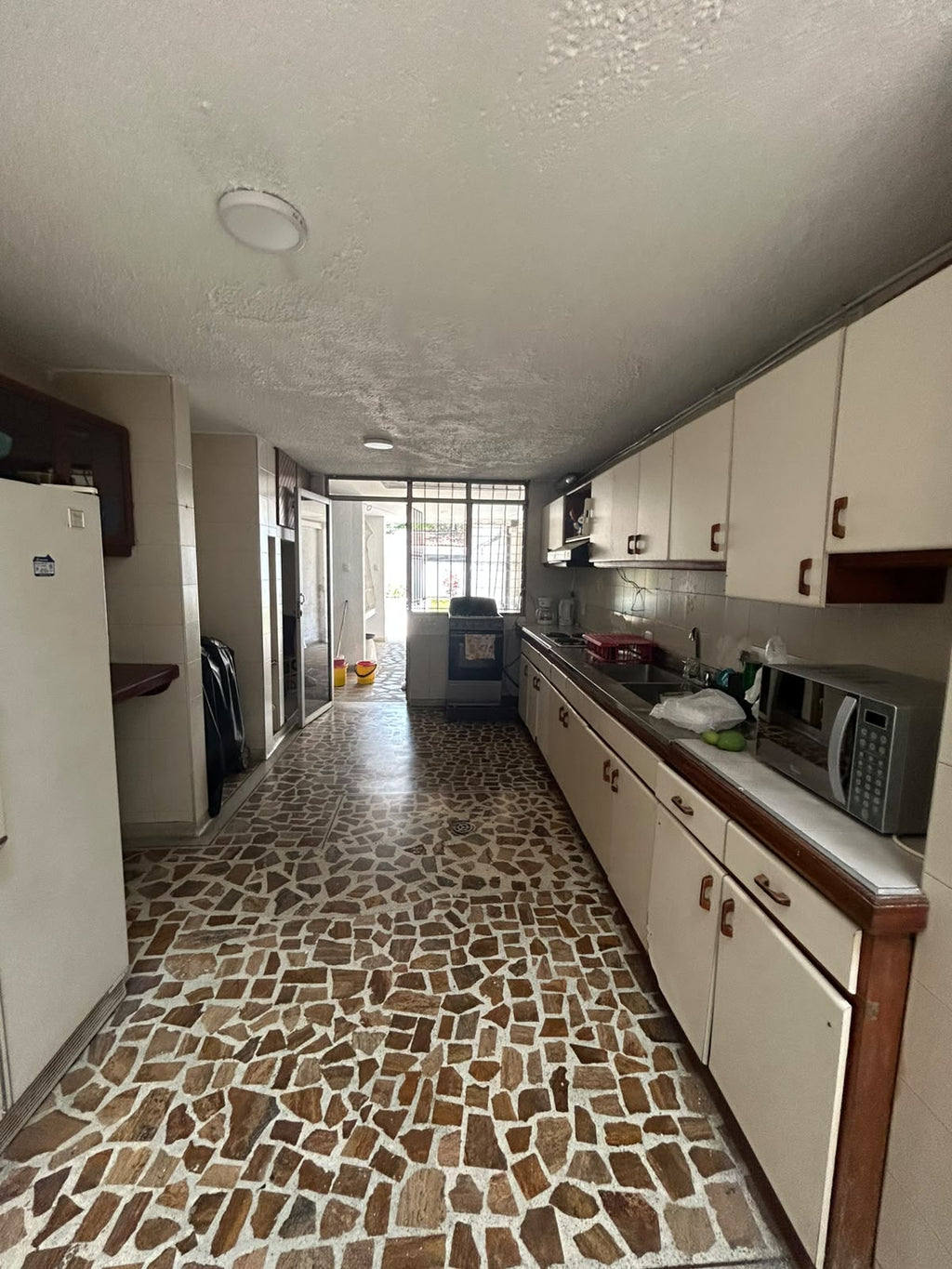 Casa Ciudad Jardín Cali - cocina