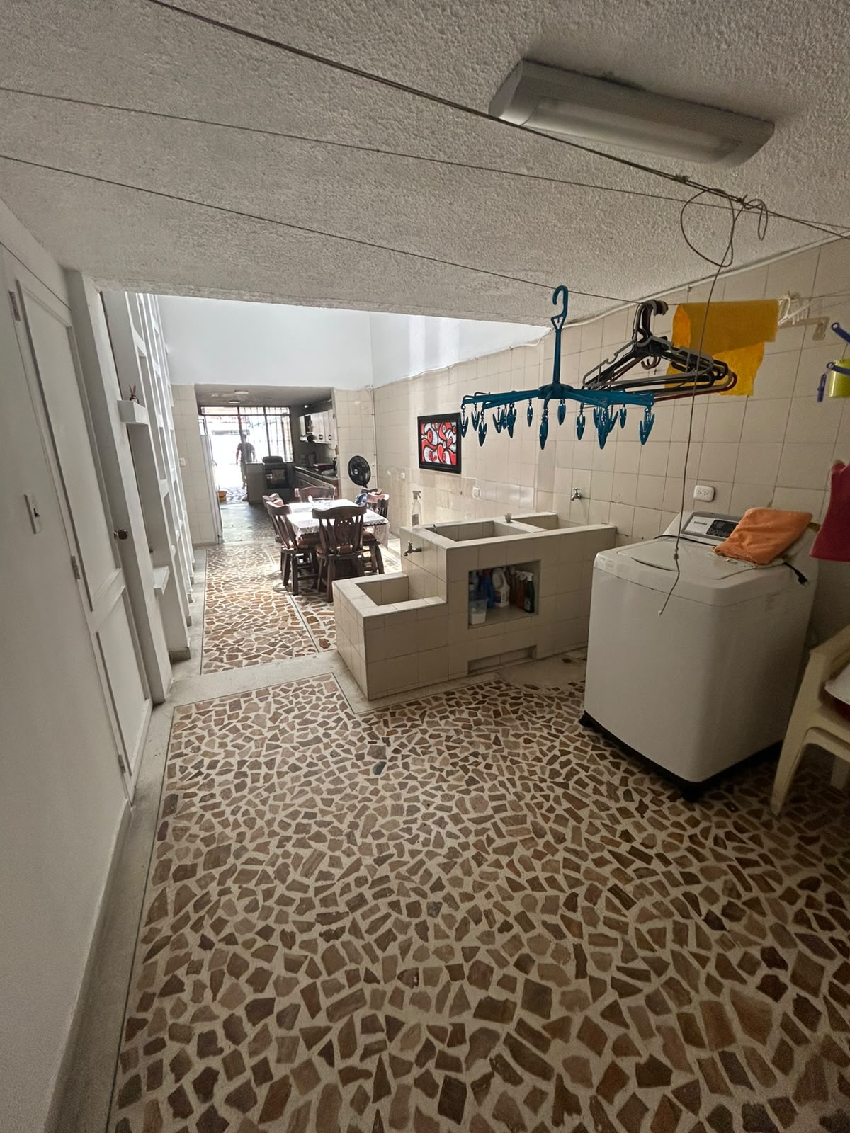 Casa Ciudad Jardín Cali - zona de ropas