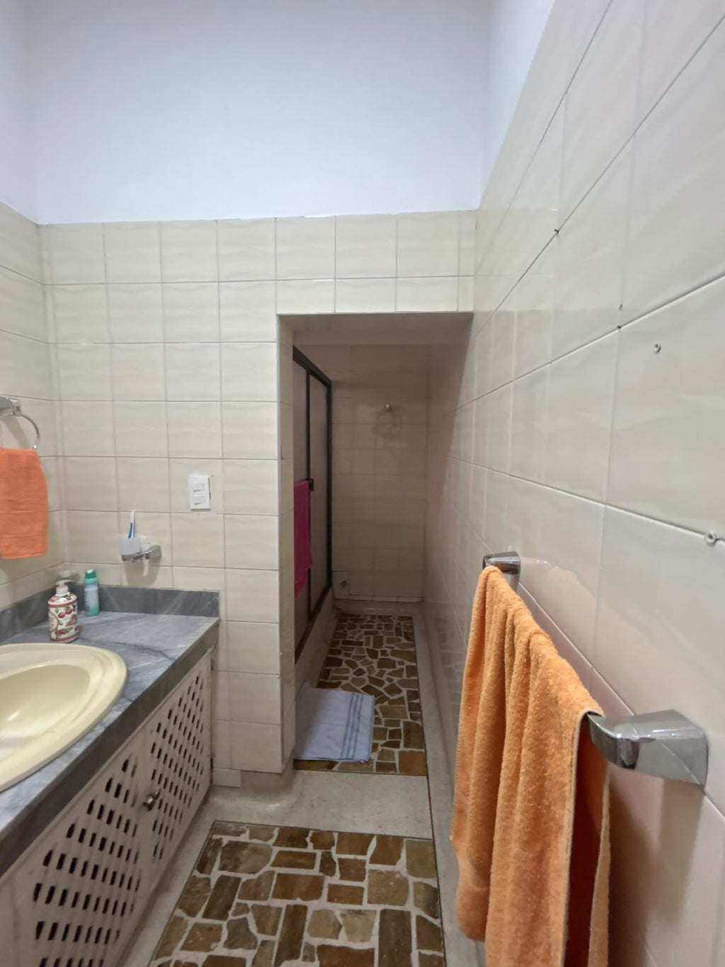 Casa Ciudad Jardín Cali - baño