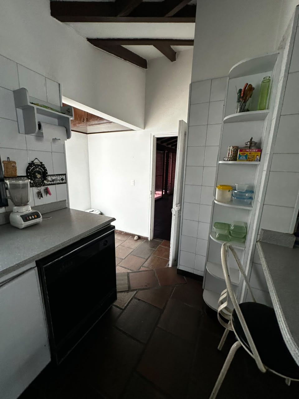 Casa con jacuzzi Ciudad Jardín Cali - cocina